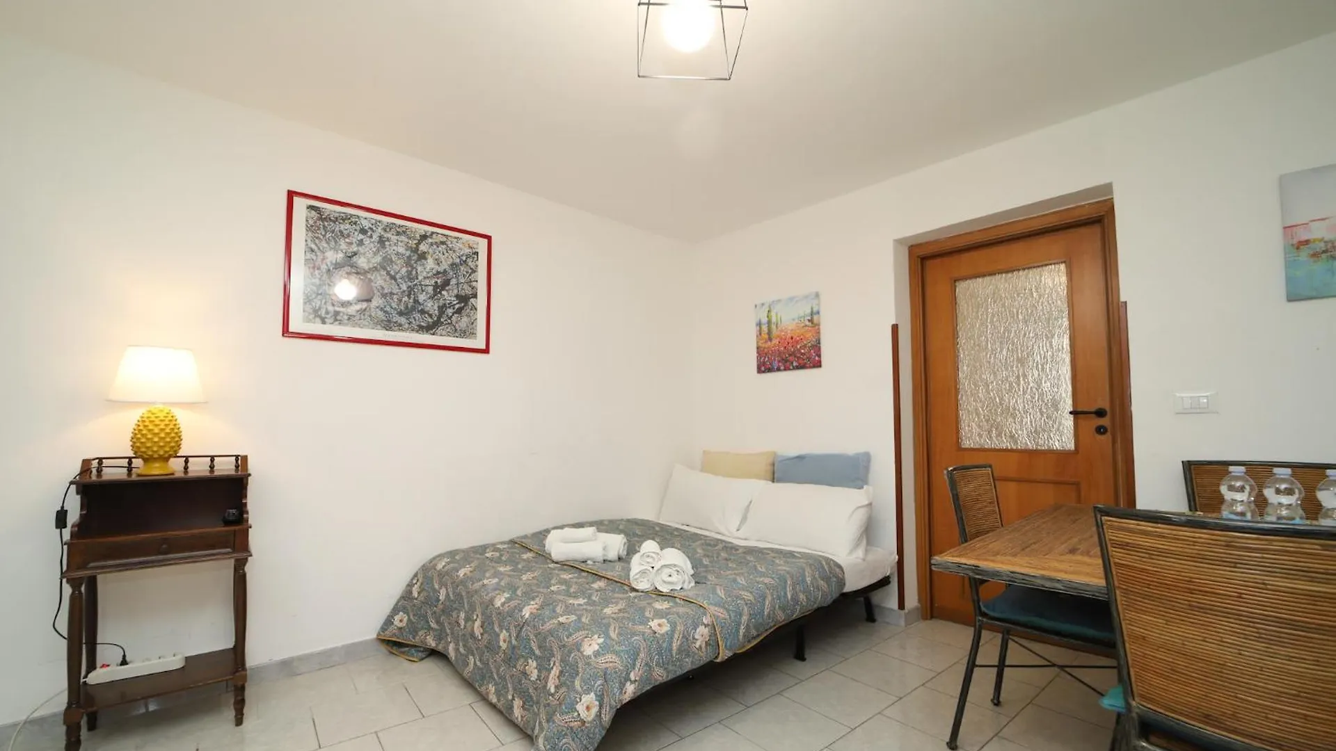 パレルモColonna House Casa Tra La Zisa E La Cattedraleアパートメント パレルモ