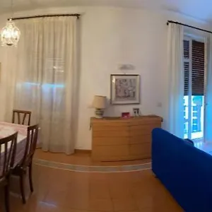 home-toledo-355.hotels-amalfi.com/
